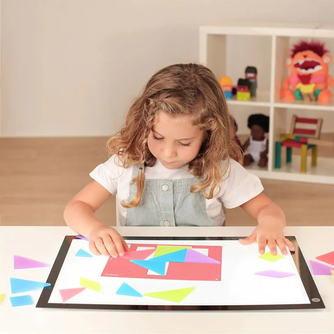 TANGRAM translúcido